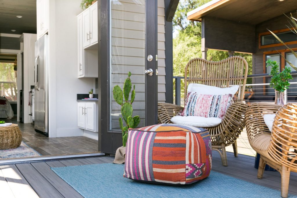 Porch-Wedge Porch-Wedge
